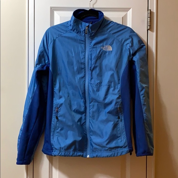 The North Face Jackets & Blazers - North Face women’s light weight nylon jacket M